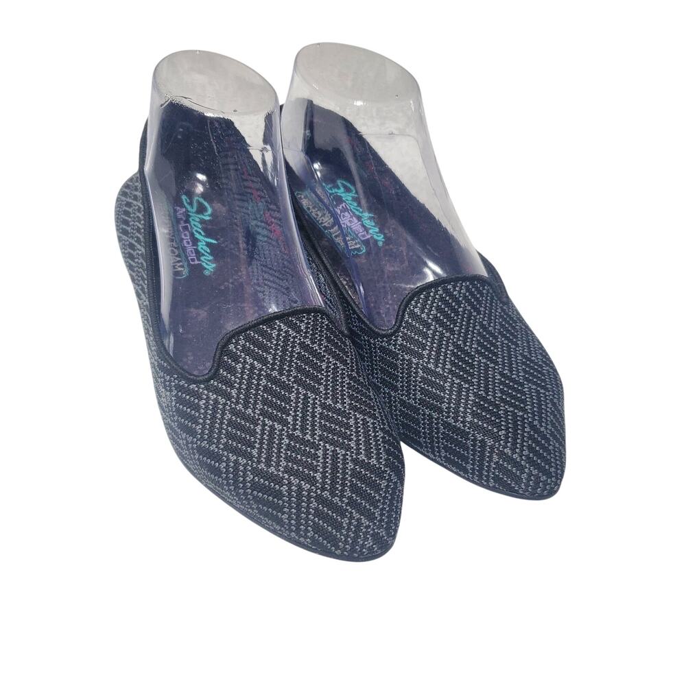 Skechers Pointed Toe Loafer Flat Air-Cooled Memory Foam Size 7 Knit Gray Black